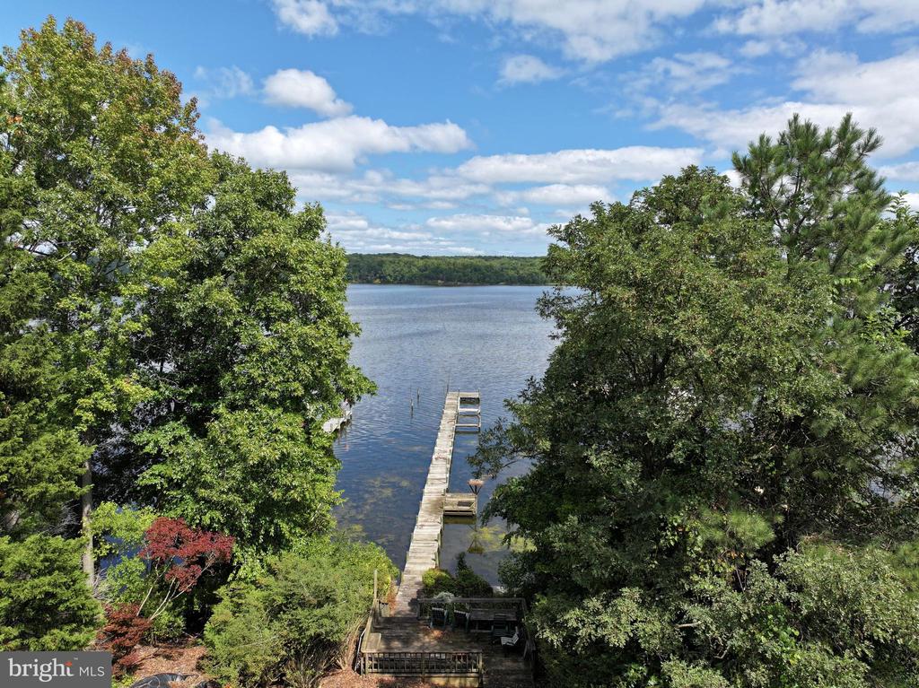 409 WOOD LANDING ROAD