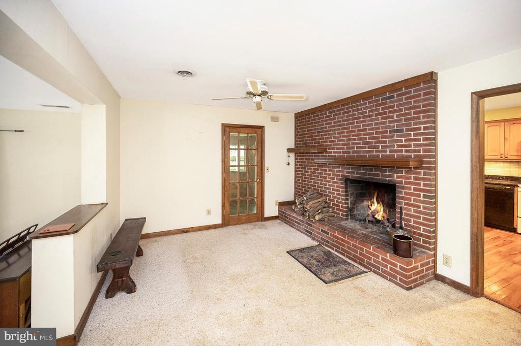 409 WOOD LANDING ROAD