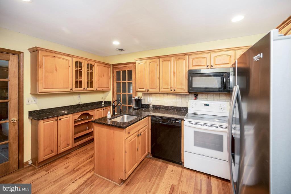 409 WOOD LANDING ROAD