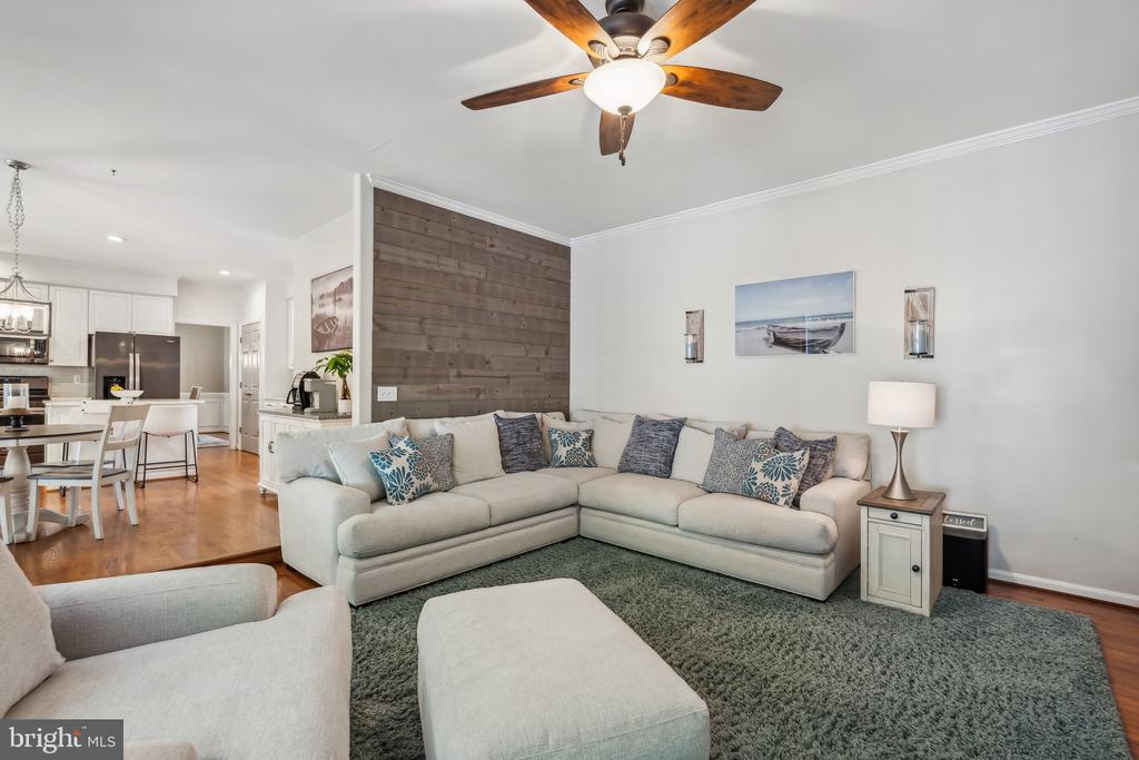 15 BURNINGBUSH COURT