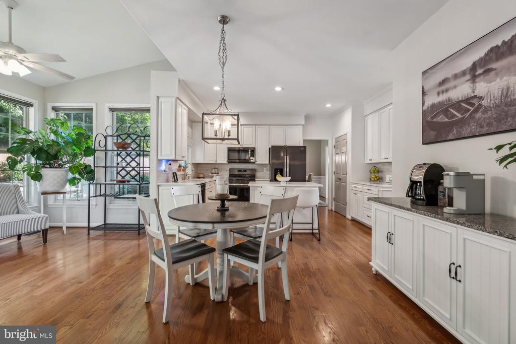 15 BURNINGBUSH COURT
