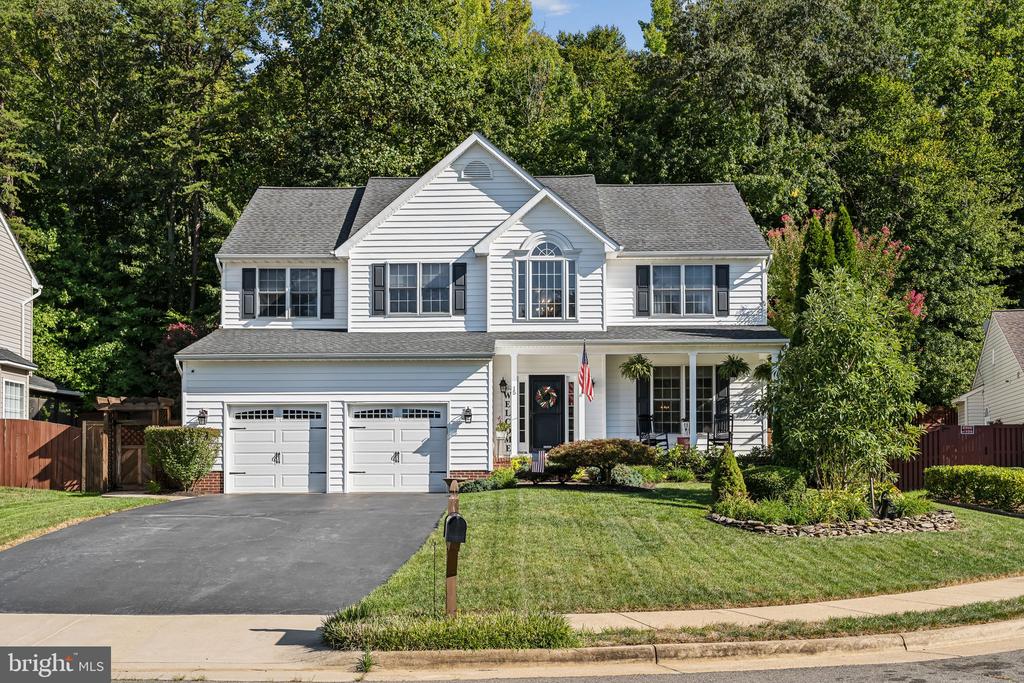 15 BURNINGBUSH COURT
