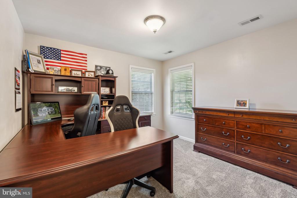 15 BURNINGBUSH COURT