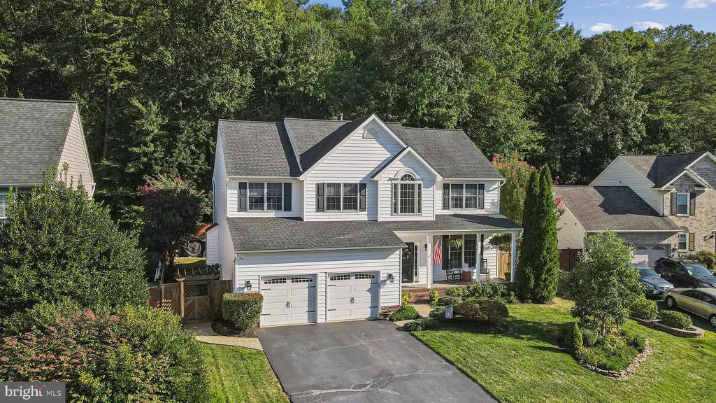 15 BURNINGBUSH COURT