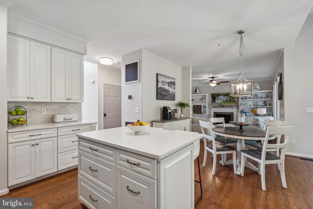 15 BURNINGBUSH COURT