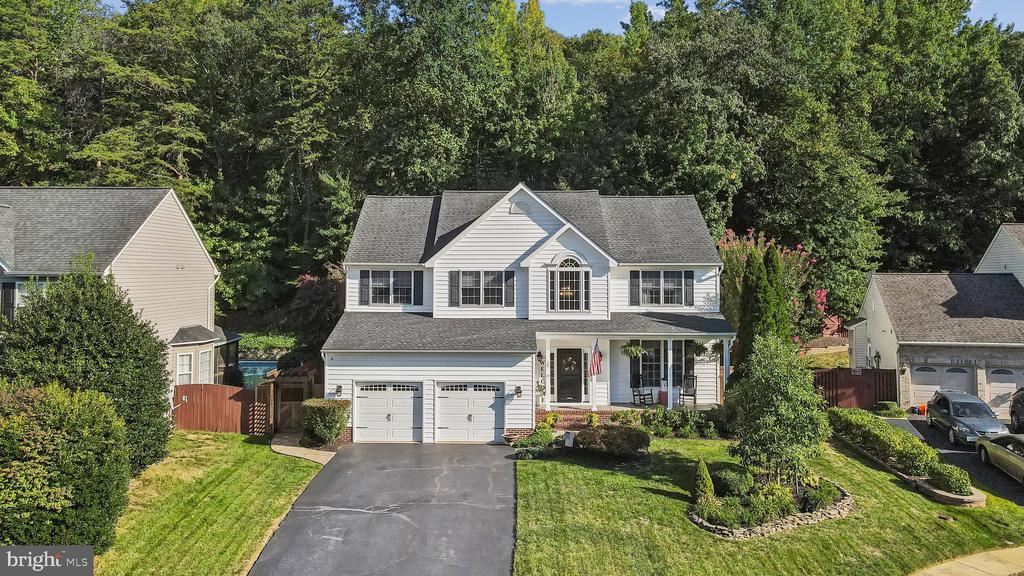 15 BURNINGBUSH COURT