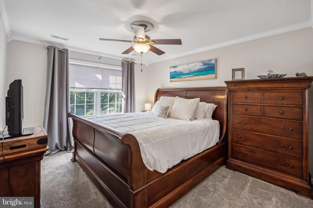 15 BURNINGBUSH COURT