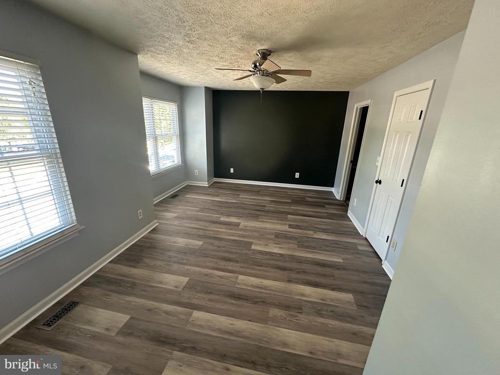 205 STERLING COURT