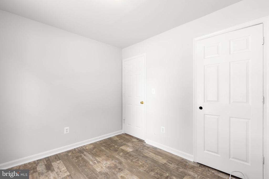 10 YUCCA DRIVE
