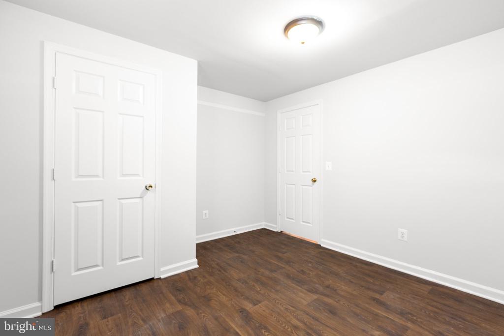 10 YUCCA DRIVE