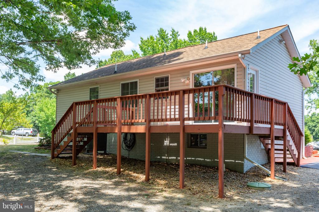 10 YUCCA DRIVE