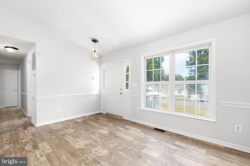 10 YUCCA DRIVE