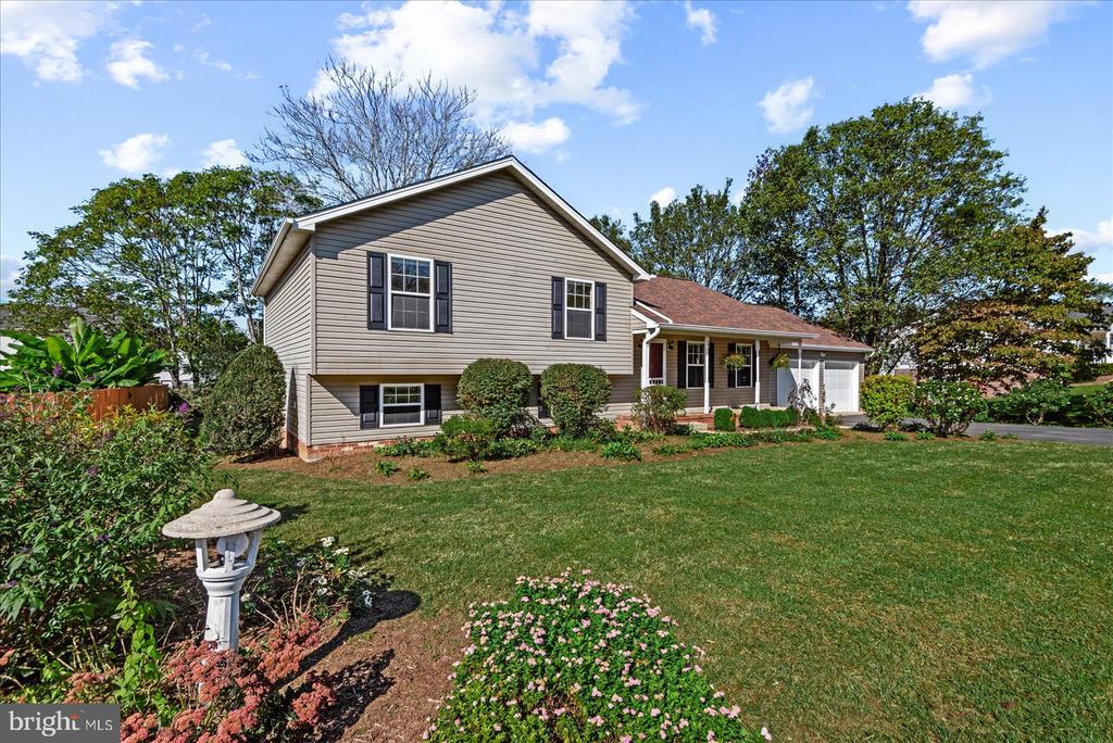 17 MYERS DRIVE