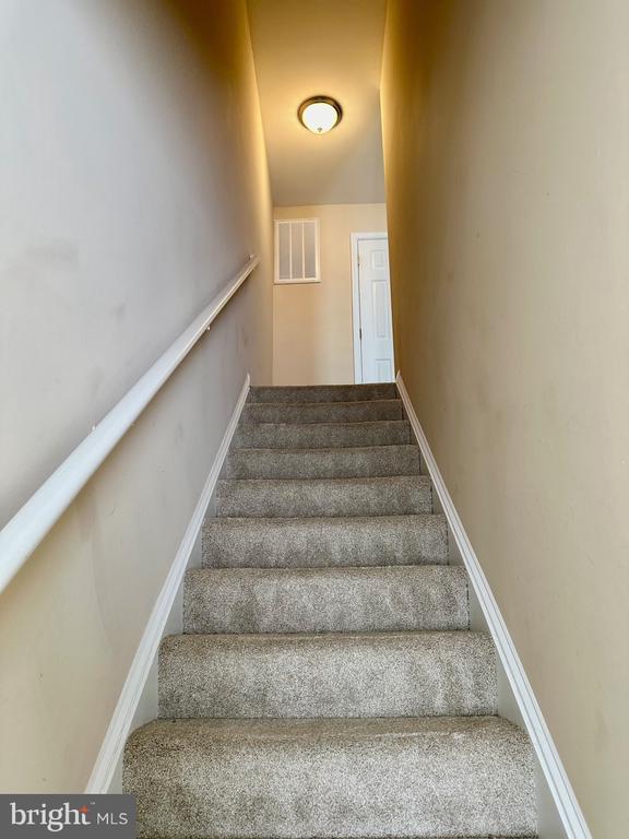 105 BELL TOWERS COURT