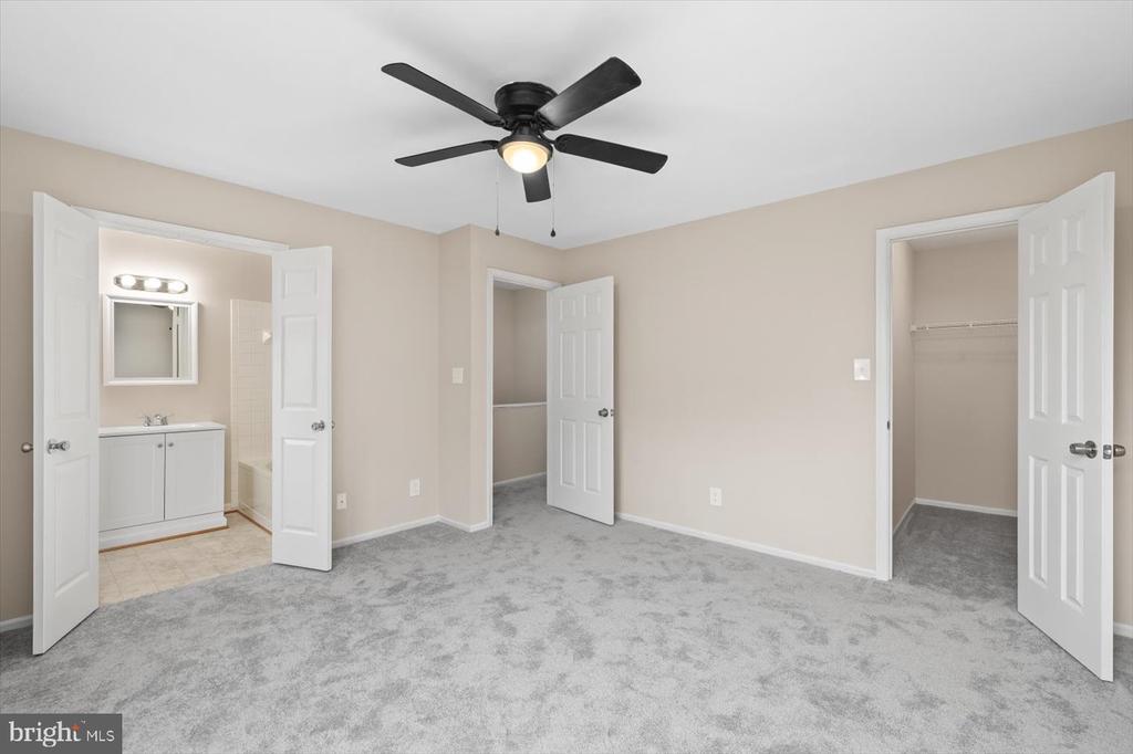 306 PINNACLE DRIVE