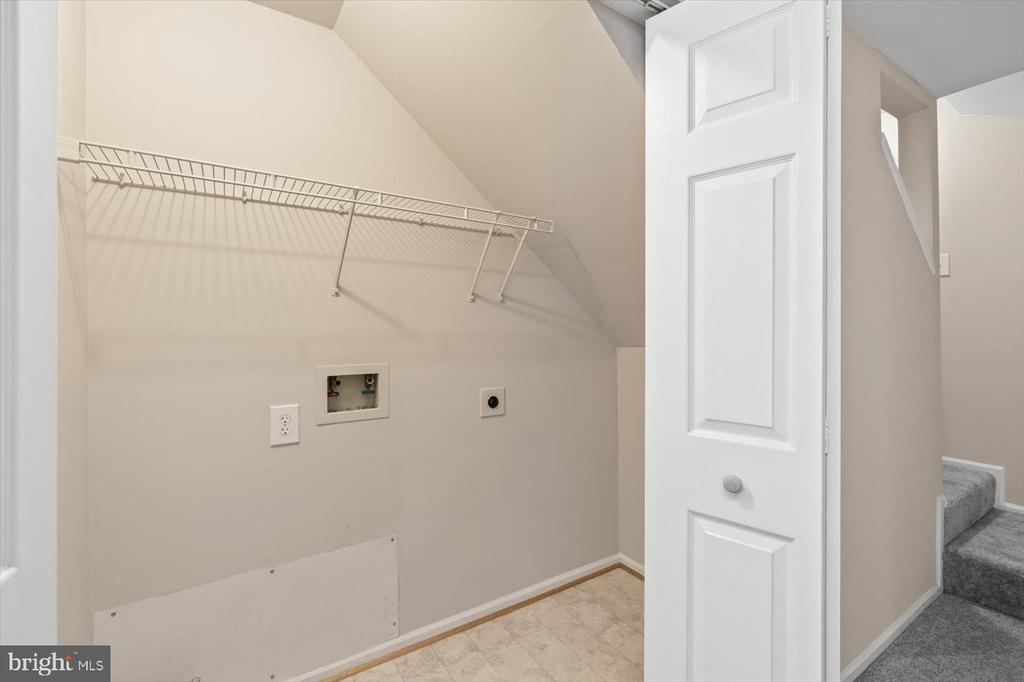 306 PINNACLE DRIVE