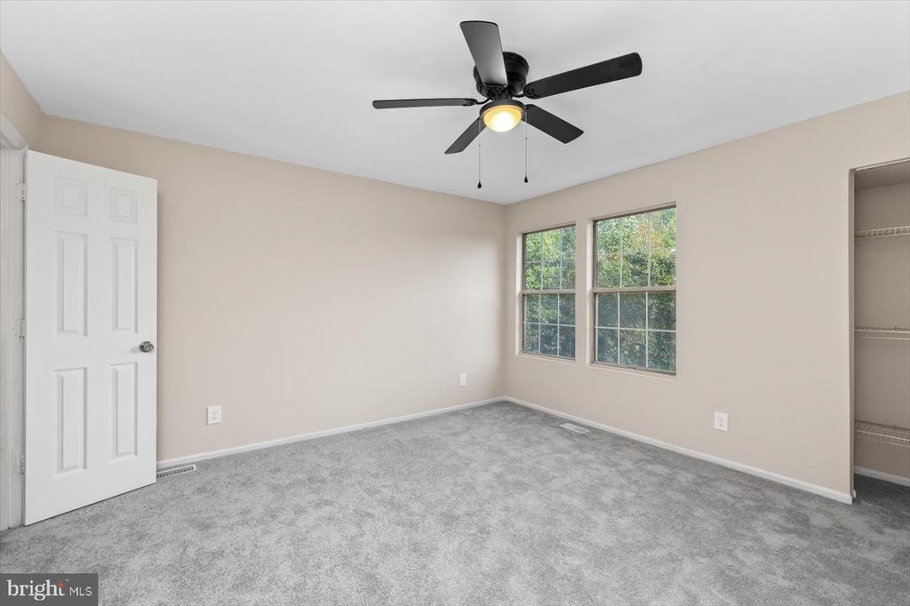 306 PINNACLE DRIVE