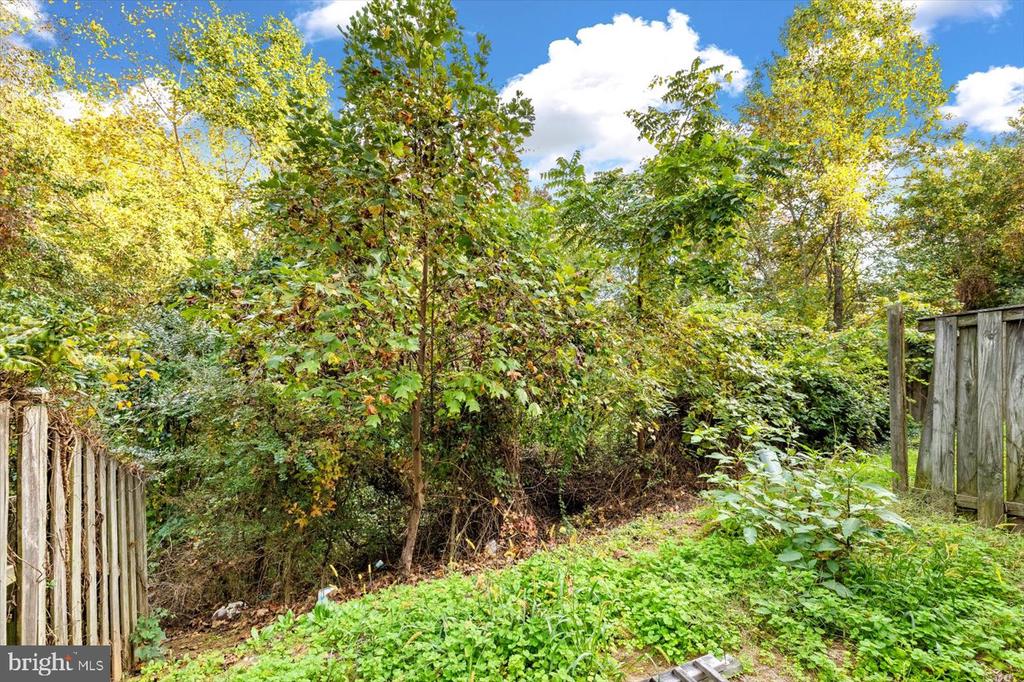 306 PINNACLE DRIVE