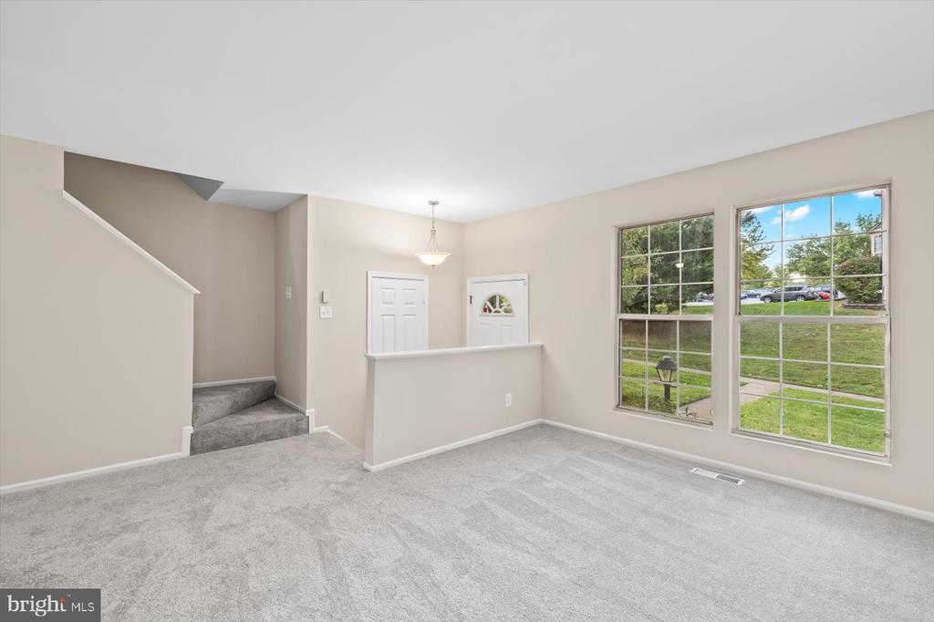 306 PINNACLE DRIVE