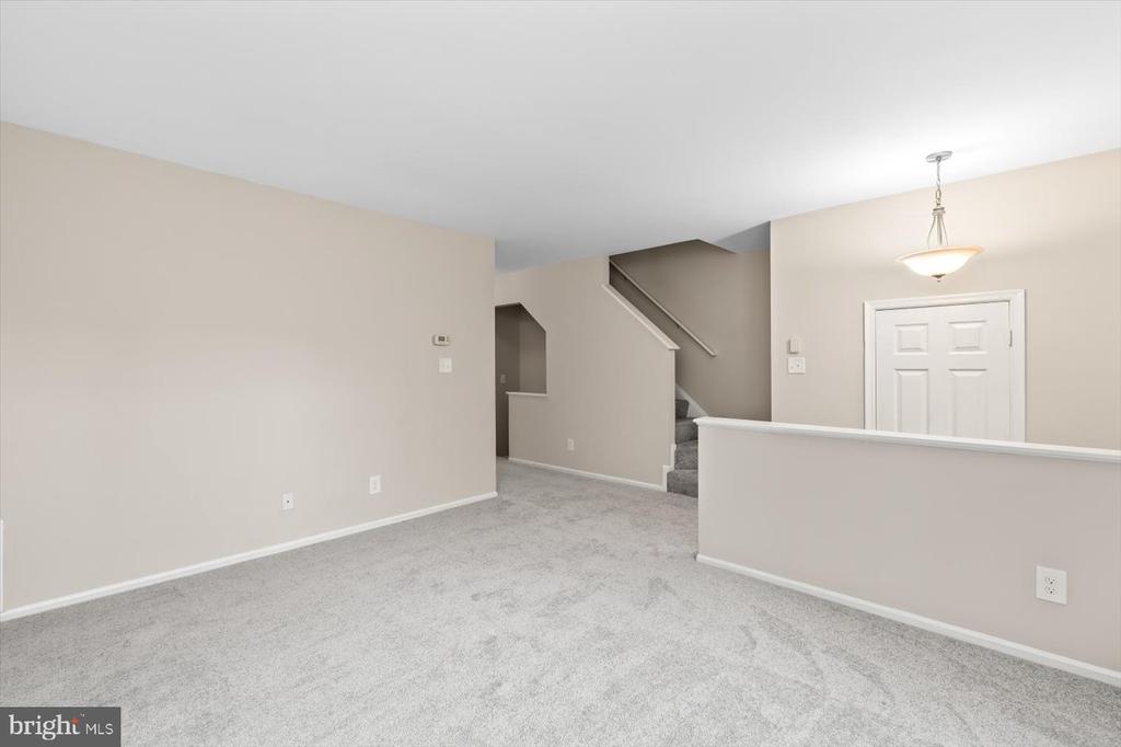 306 PINNACLE DRIVE