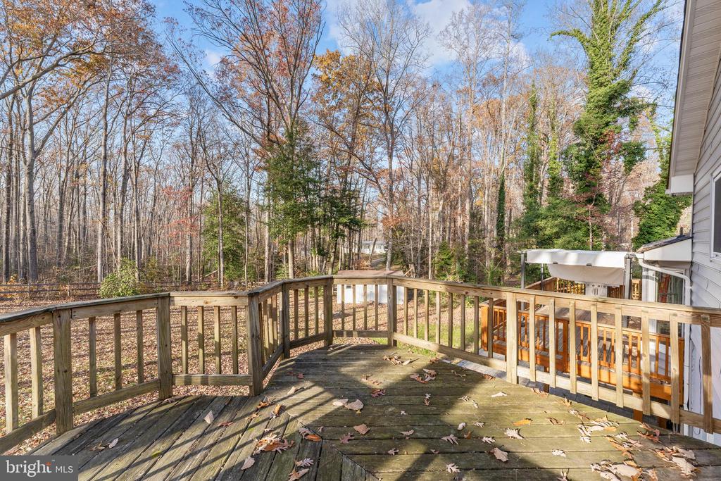 144 RICHARD'S FERRY ROAD