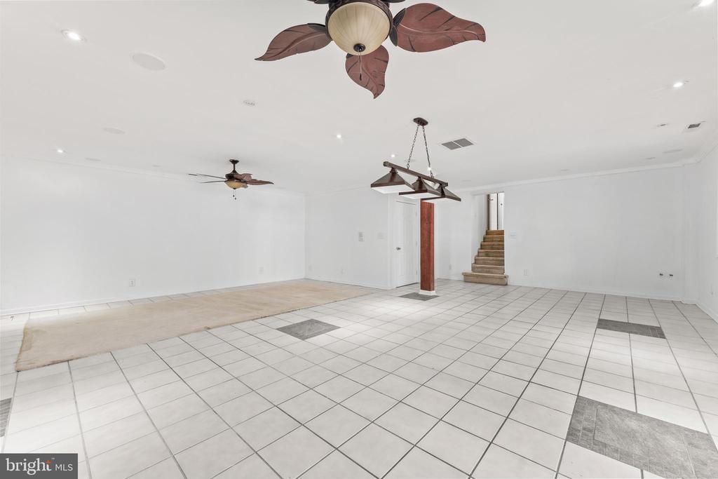 144 RICHARD'S FERRY ROAD