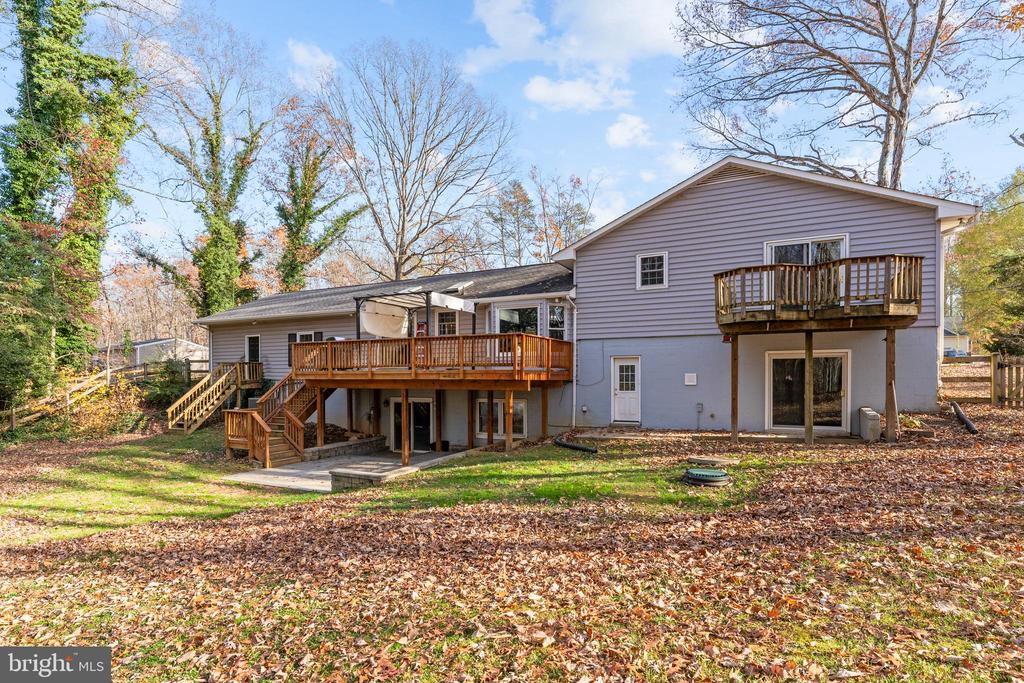 144 RICHARD'S FERRY ROAD