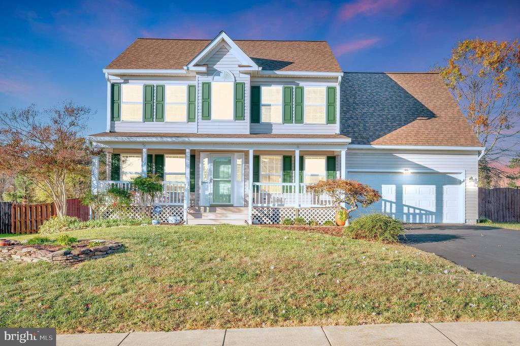 8 LITTLE FIELD DRIVE
