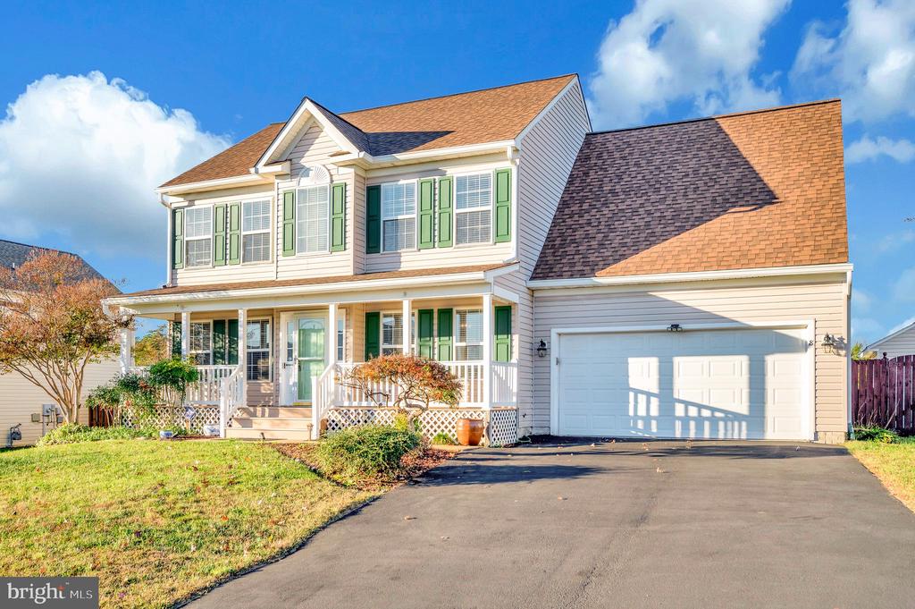 8 LITTLE FIELD DRIVE
