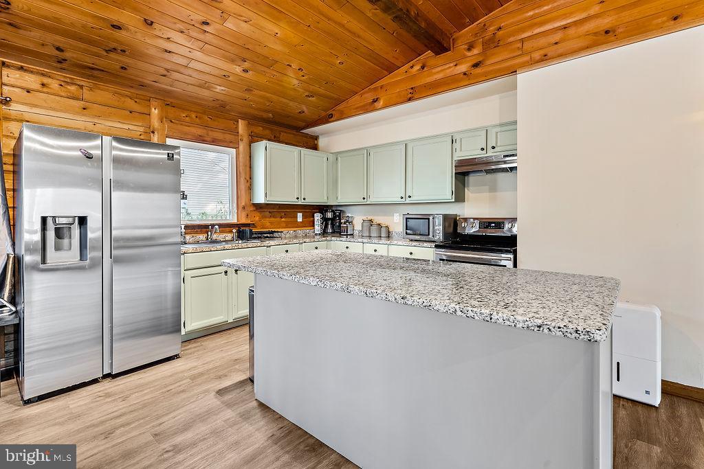 45 HIDDEN LAKE DRIVE