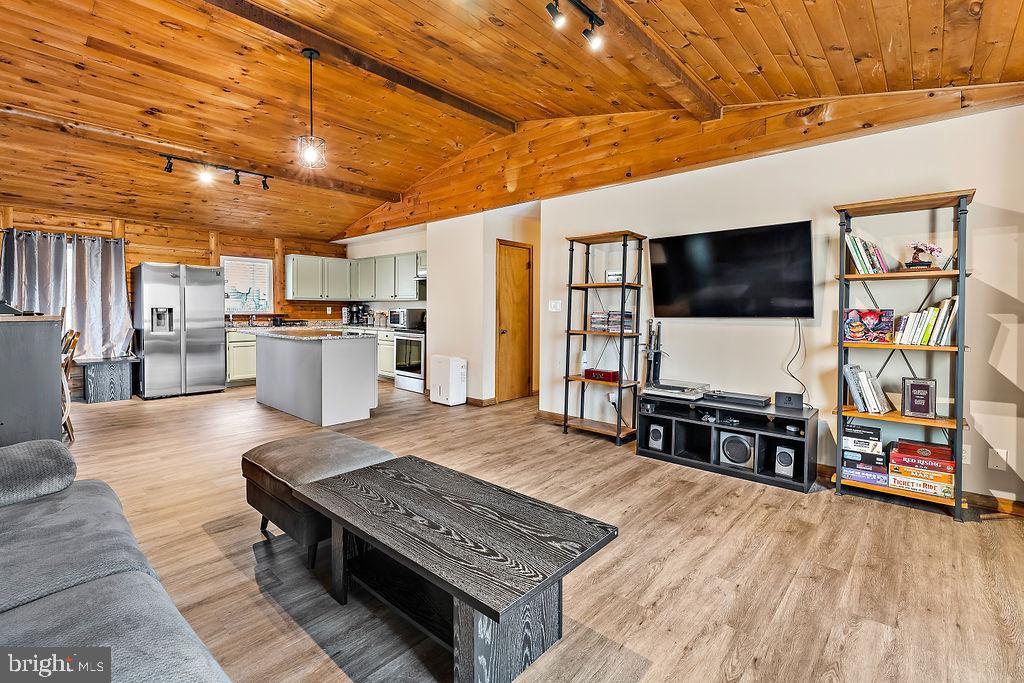 45 HIDDEN LAKE DRIVE