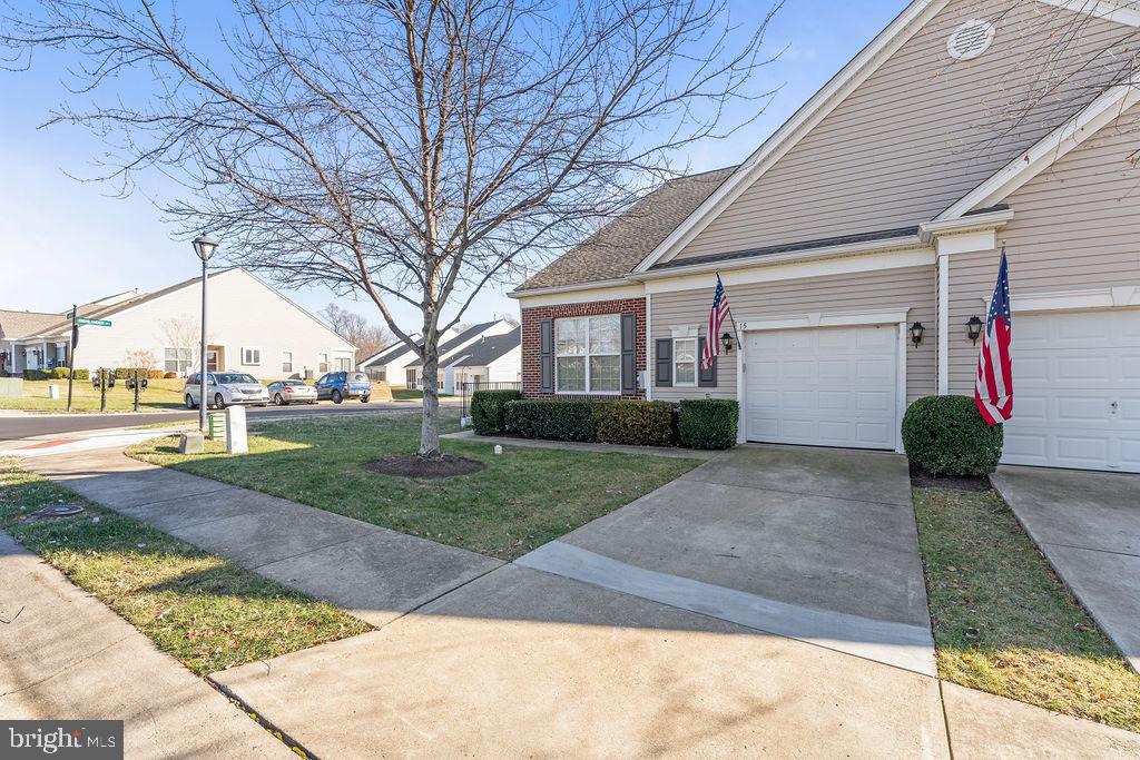 15 ASPEN HILL DRIVE 51-1
