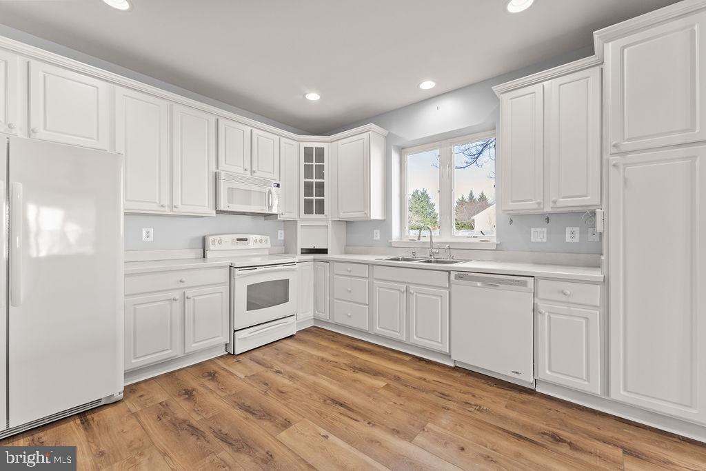 15 ASPEN HILL DRIVE 51-1