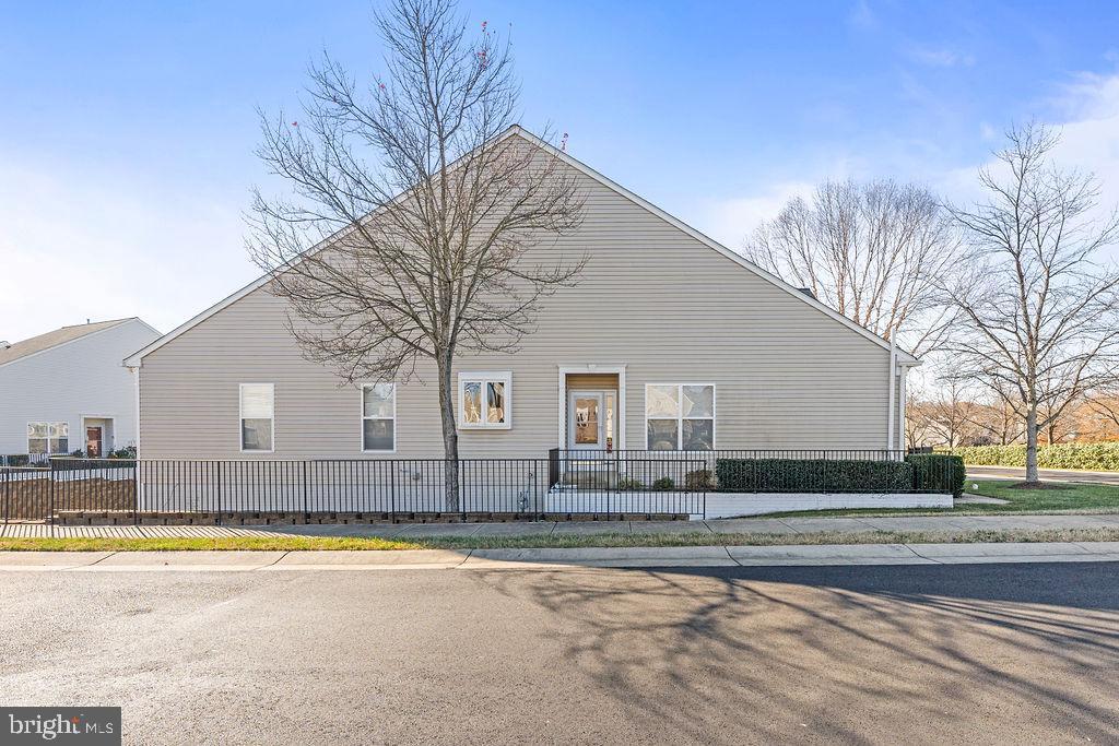 15 ASPEN HILL DRIVE 51-1