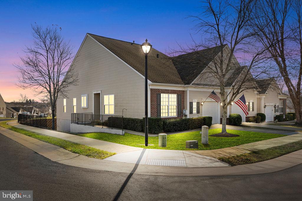 15 ASPEN HILL DRIVE 51-1