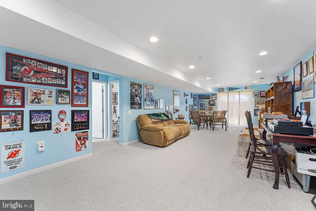 15 ASPEN HILL DRIVE 51-1