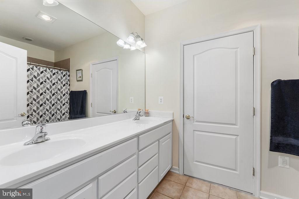 15 ASPEN HILL DRIVE 51-1