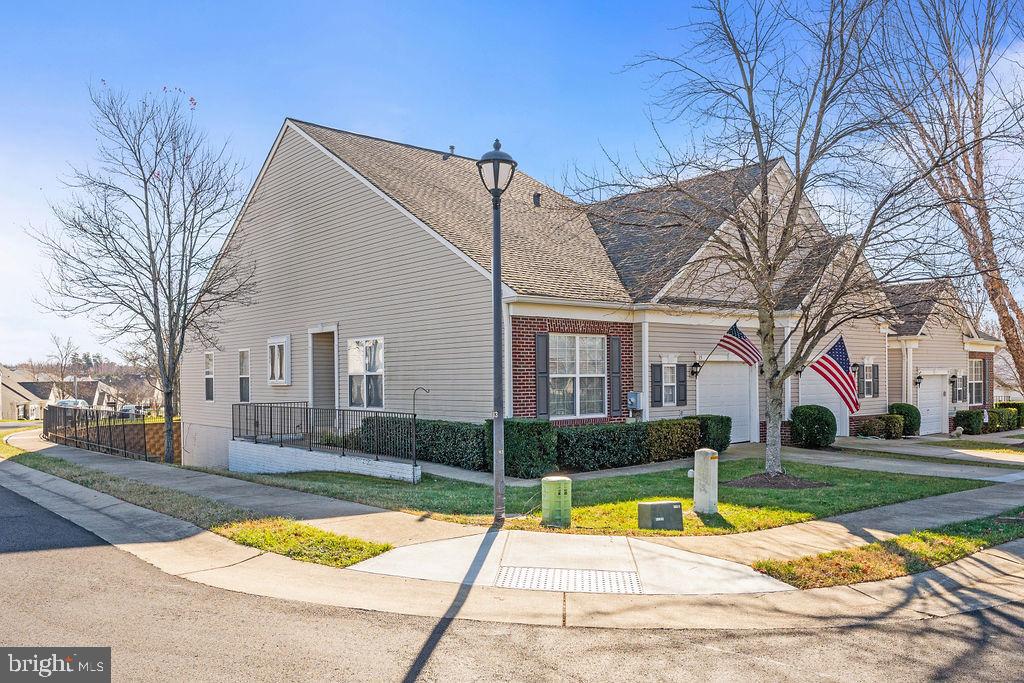 15 ASPEN HILL DRIVE 51-1