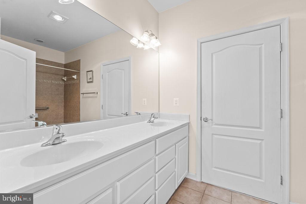 15 ASPEN HILL DRIVE 51-1
