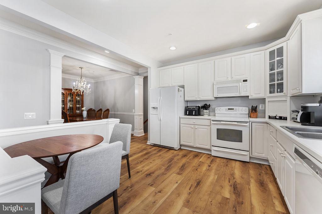 15 ASPEN HILL DRIVE 51-1