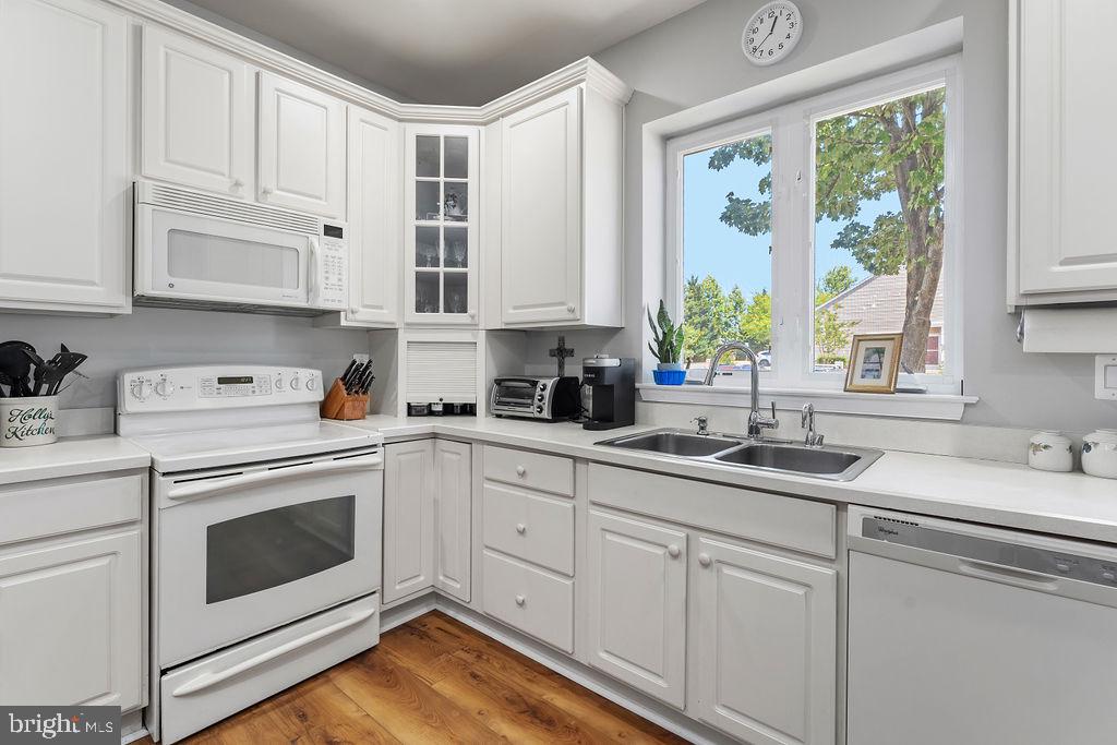 15 ASPEN HILL DRIVE 51-1