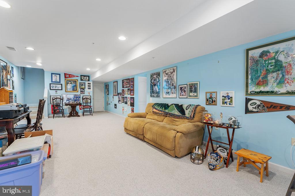 15 ASPEN HILL DRIVE 51-1