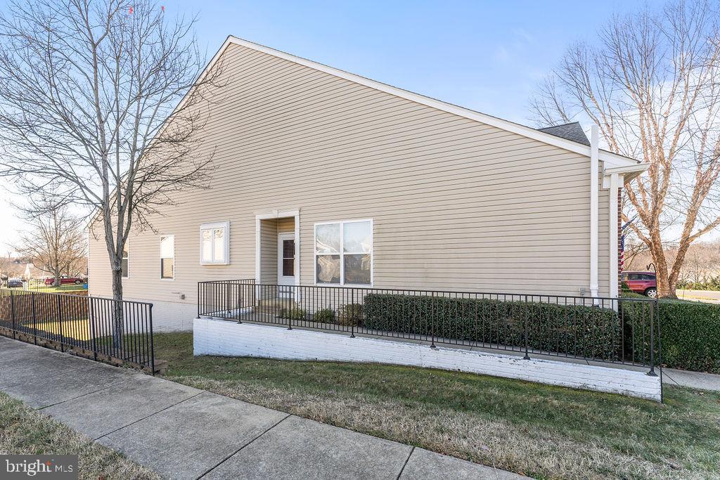 15 ASPEN HILL DRIVE 51-1