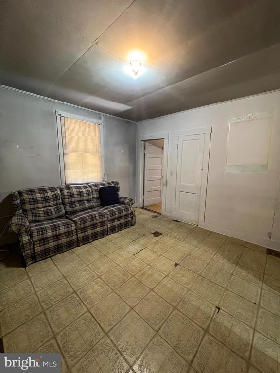 128 COOL SPRING ROAD