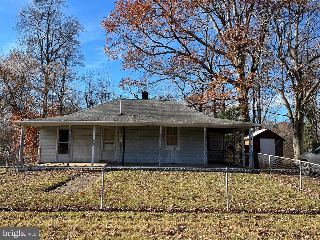 128 COOL SPRING ROAD