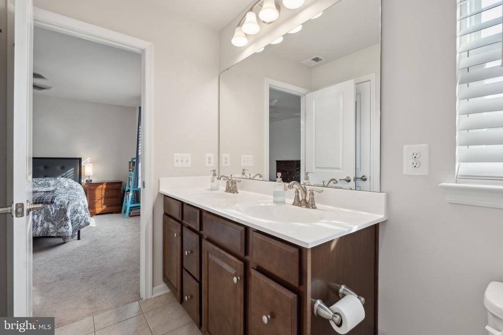 230 COURTHOUSE MANOR DRIVE