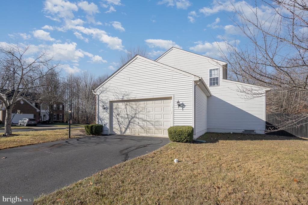 3 TEMPLE DRIVE