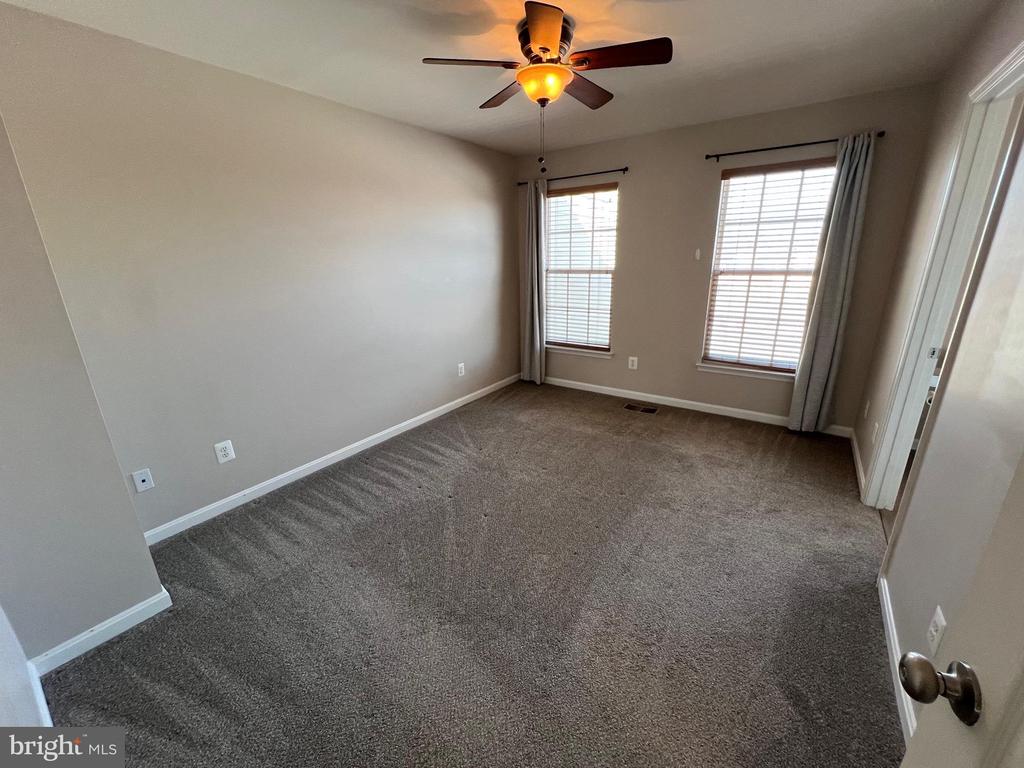 125 MACON DRIVE