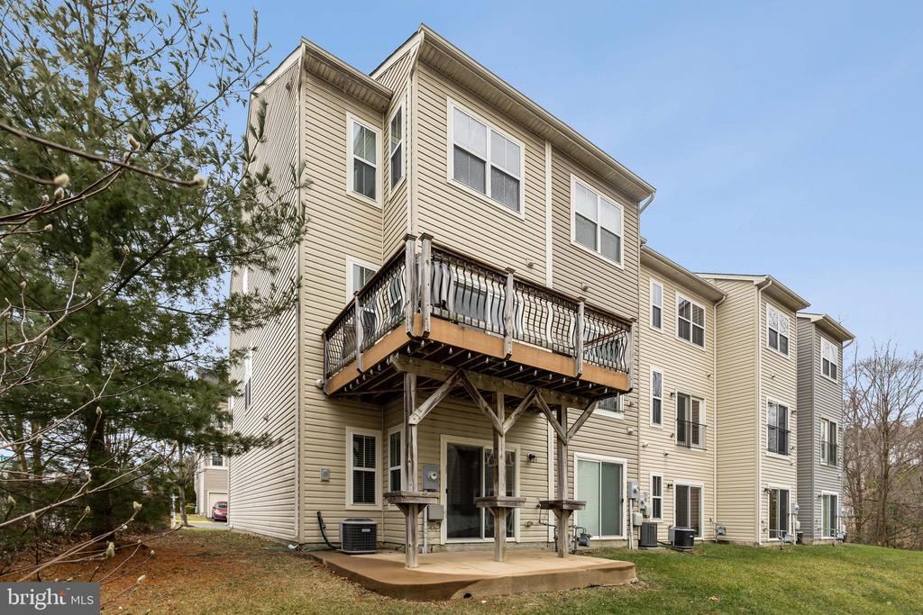 100 BELLINGHAM DRIVE
