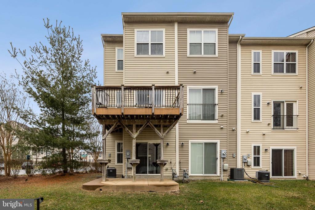 100 BELLINGHAM DRIVE
